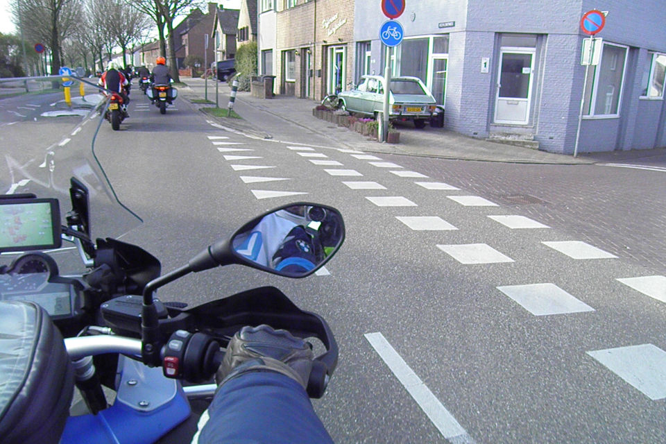Motorrijbewijspoint Heeze theorie cursus online